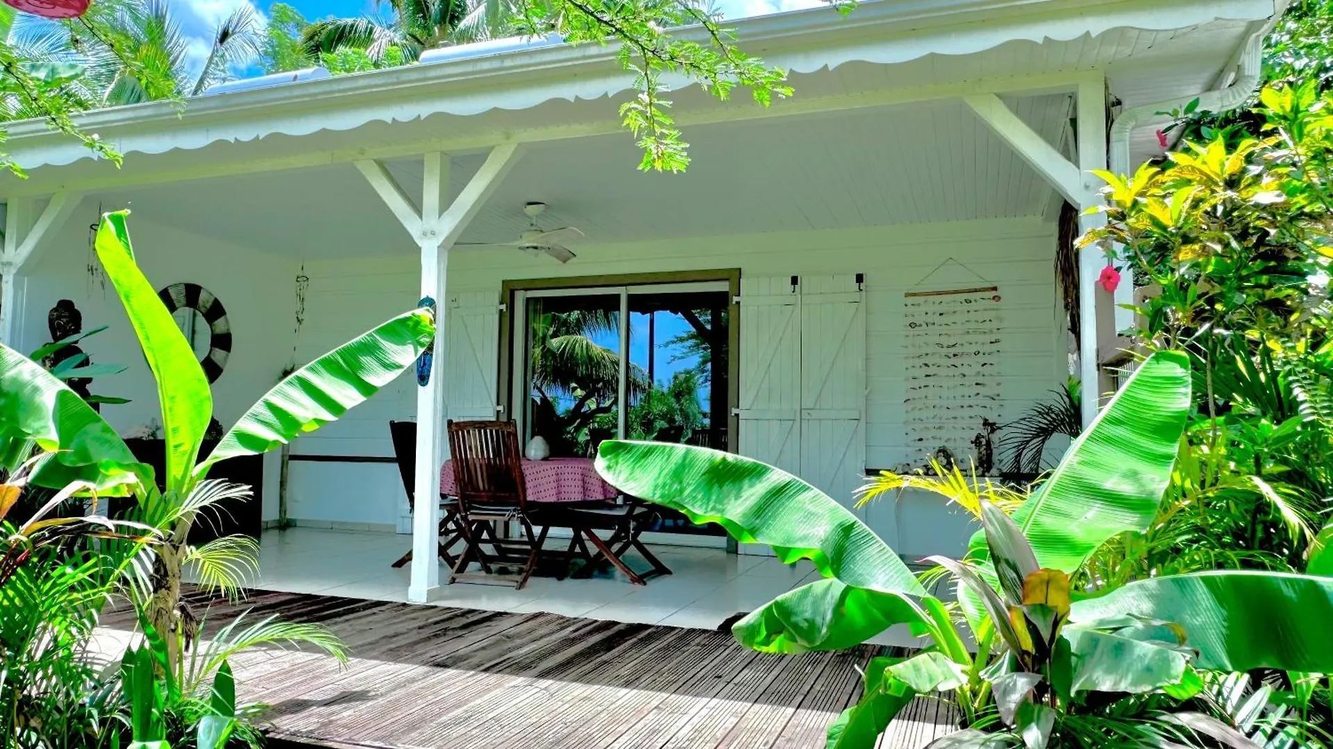 Vakantiehuis Majo Lounge Dans Un Jardin Tropical A 5 Min De La Mer Caraibe Saint-Pierre Martinique